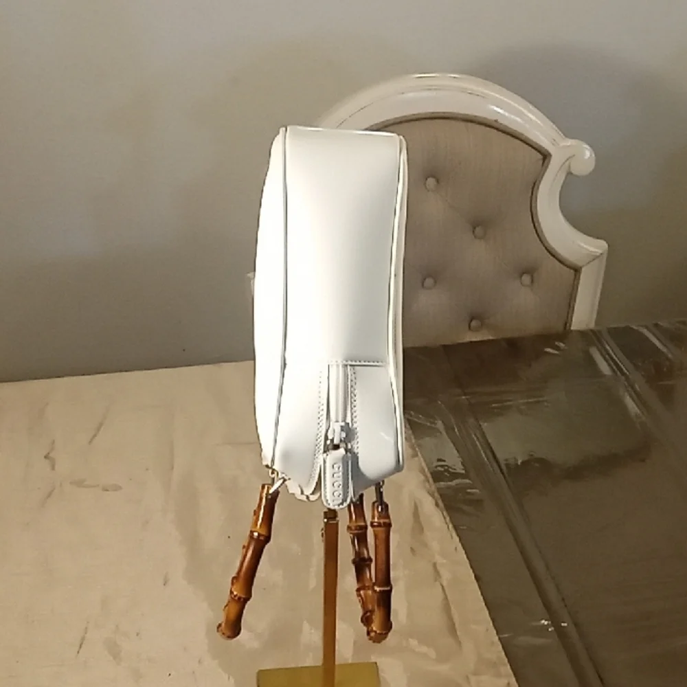 Elegant Gucci White Handbag with Bamboo Handles